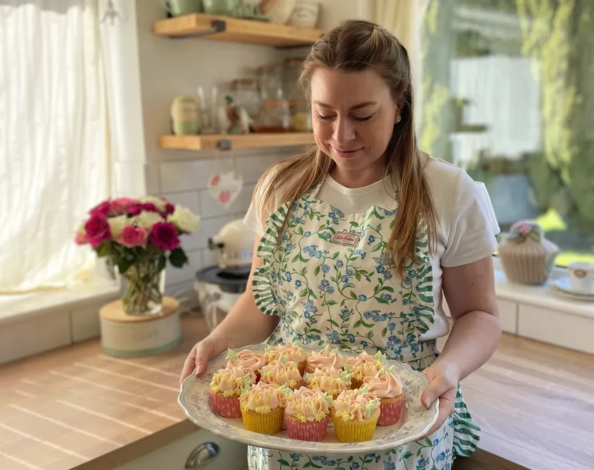 Homemaking Blogger