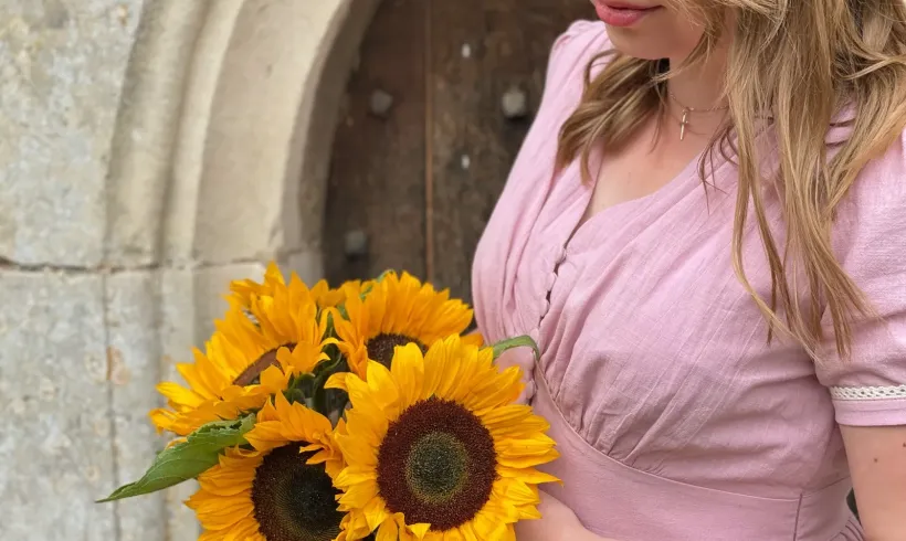 The Tradwife Aesthetic: How to dress like a Trad Wife
