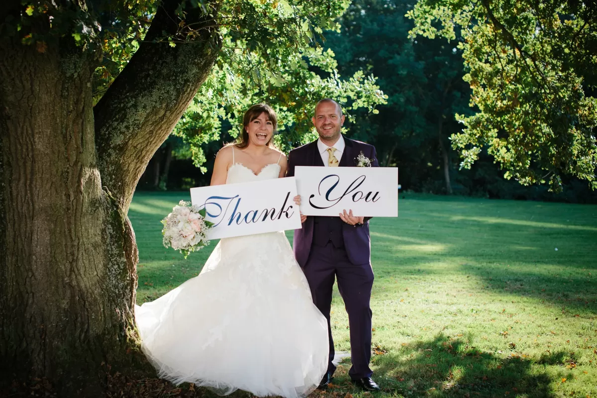 Wedding etiquette thank you notes