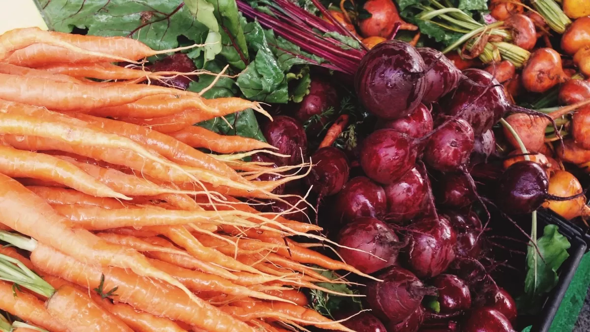 How to live traditionally and slow