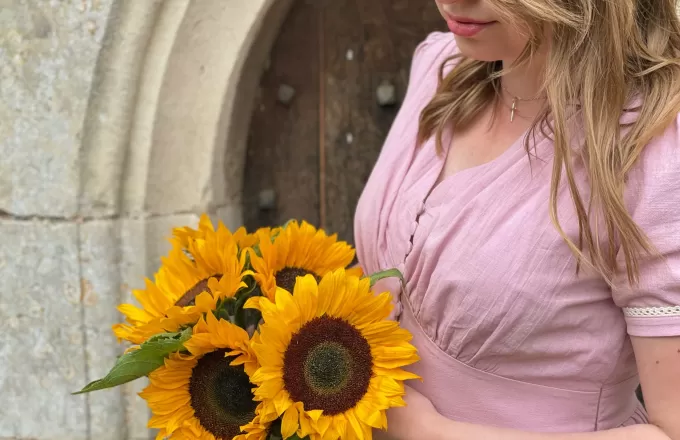 How to express your femininity in your clothing choices