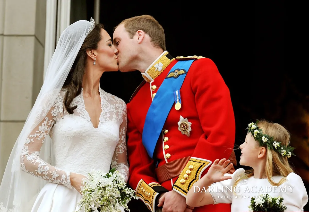 Kate Middleton and Prince William kiss
